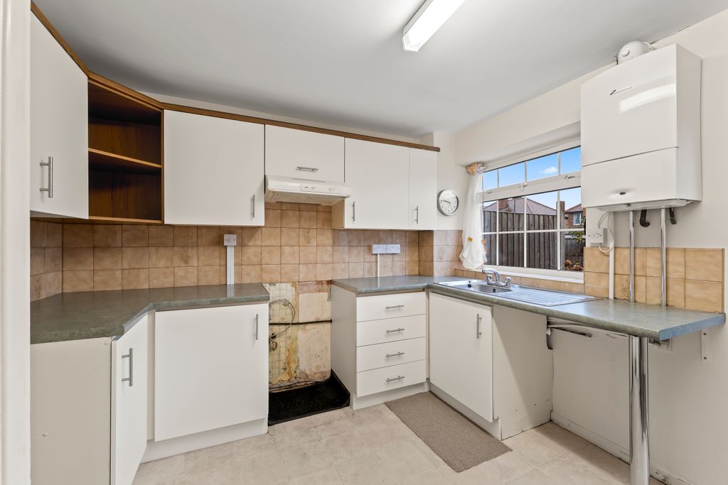 Property photo 3 of 16 P1141112