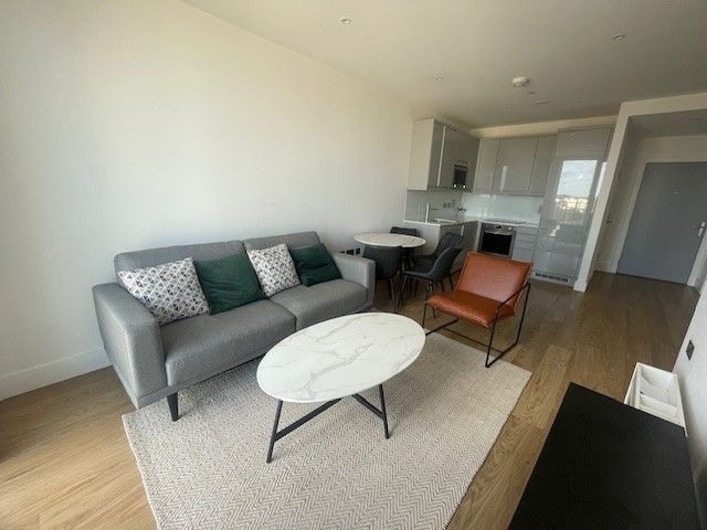 Property photo 2 of 12