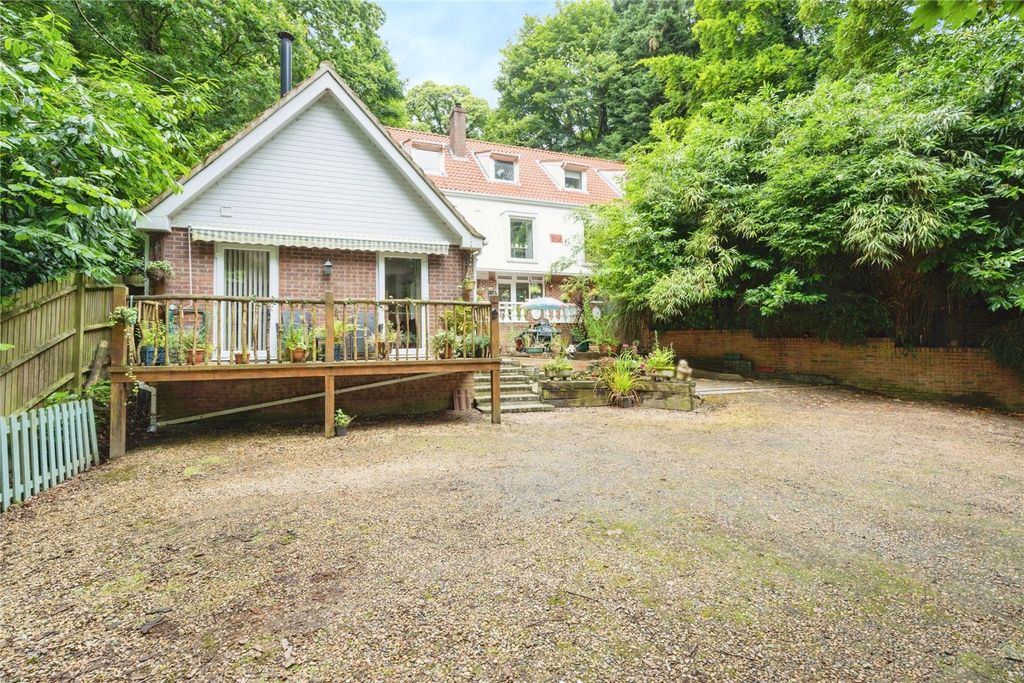 Property photo 3 of 30 Picture No. 50