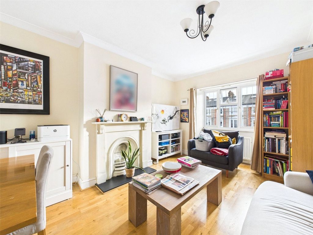 Property photo 2 of 6 Picture No. 13