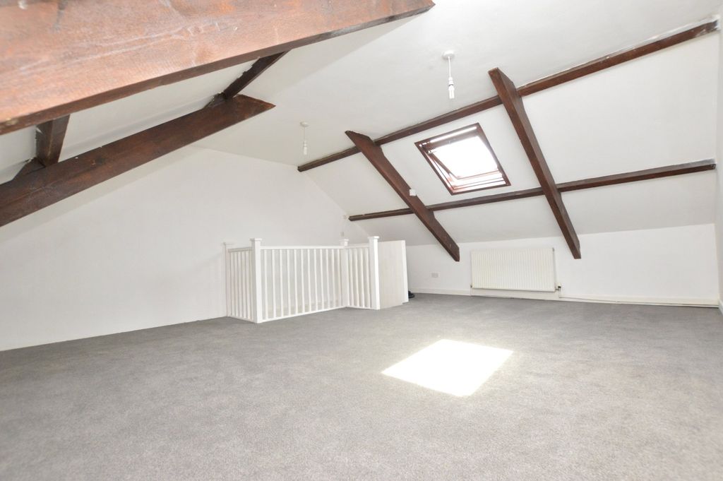 Property photo 2 of 28 Picture No. 26