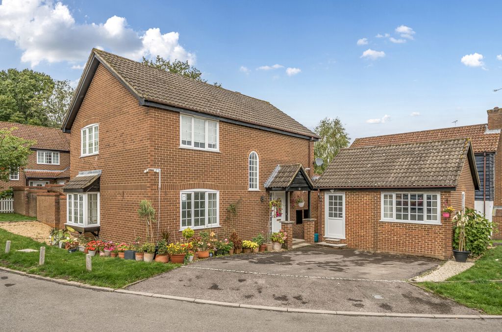 Property photo 1 of 15 1355391-3-68cc1F3...