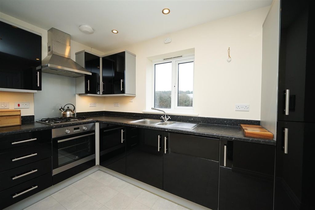 Property photo 3 of 12 Dsc09671.Jpg