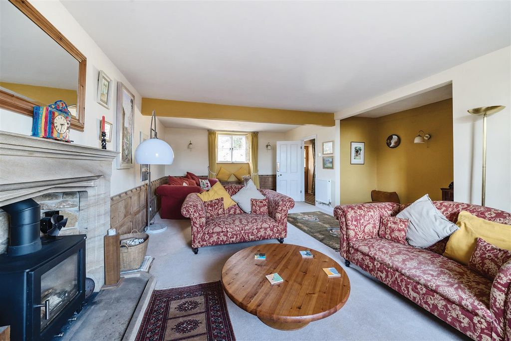 Property photo 3 of 26 Drawing Room