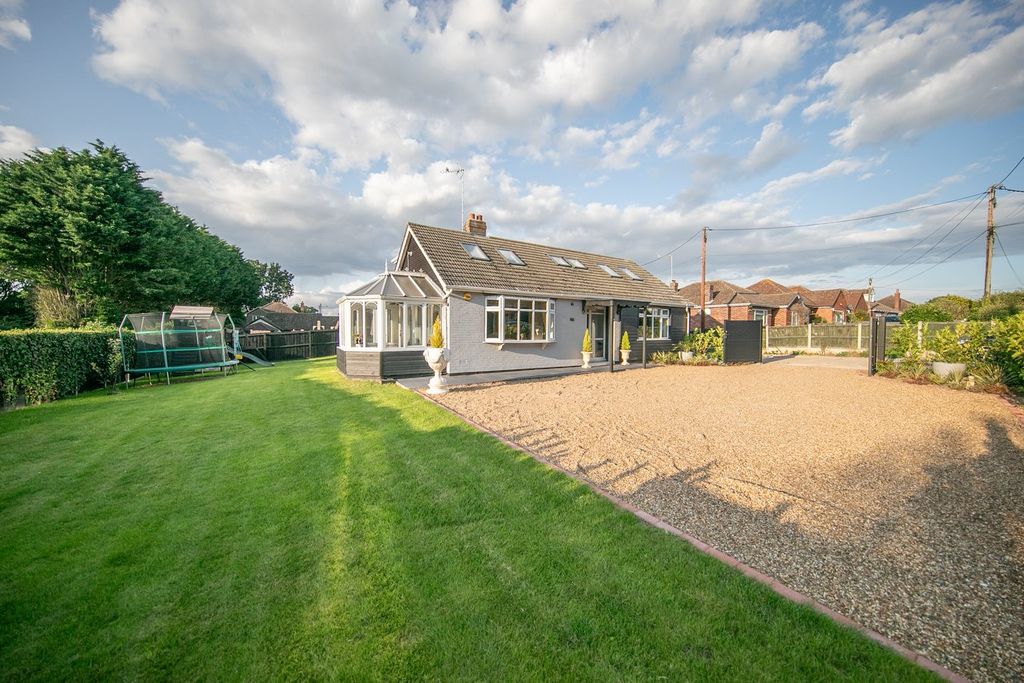 Property photo 1 of 29