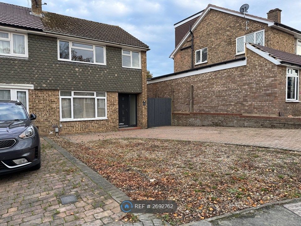 Property photo 2 of 23