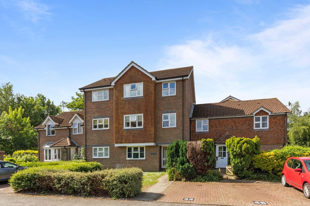 Property photo 1 of 10 4156503