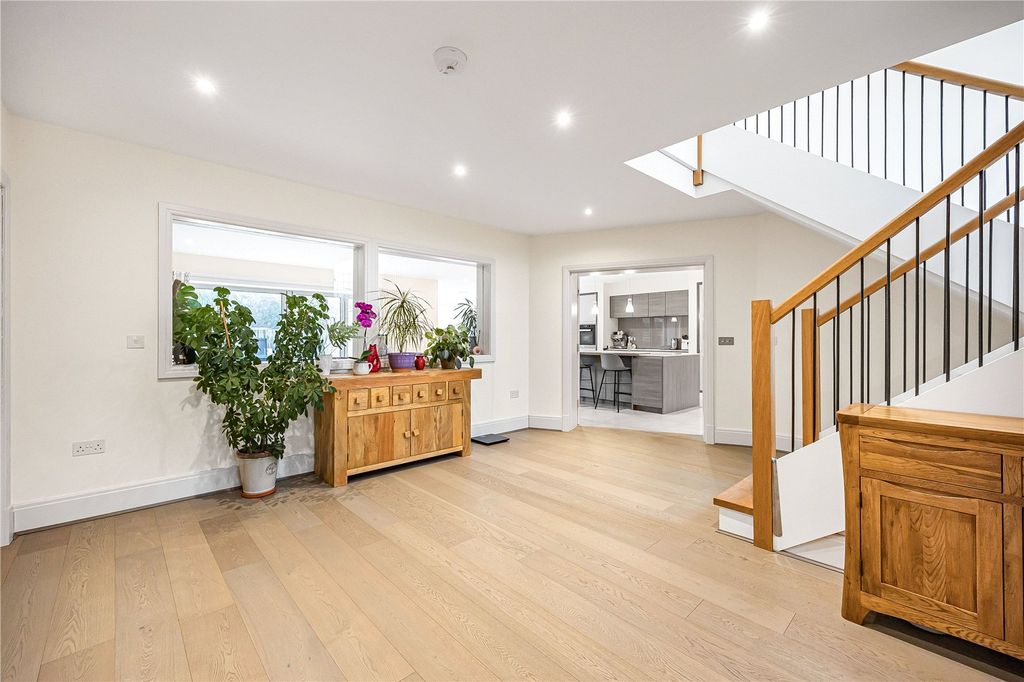 Additional image 9 of 5 bed detached house for saleGreen Lane, Maidenhead, Berkshire SL6