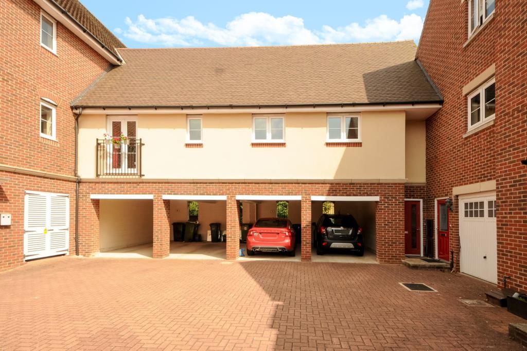 Property photo 1 of 10 External View
