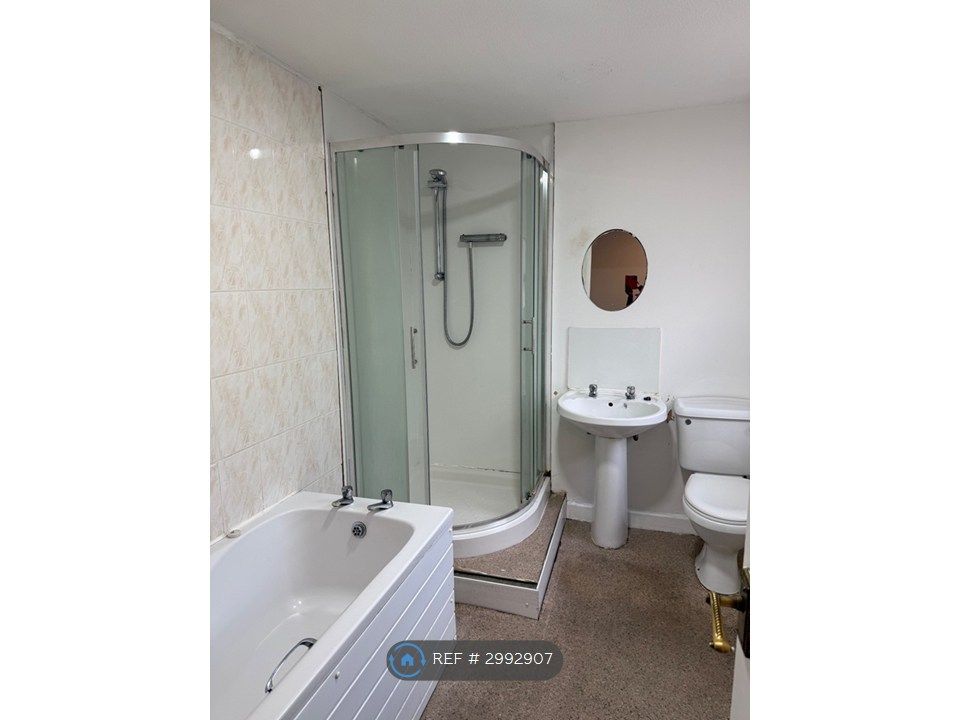 Property photo 3 of 3