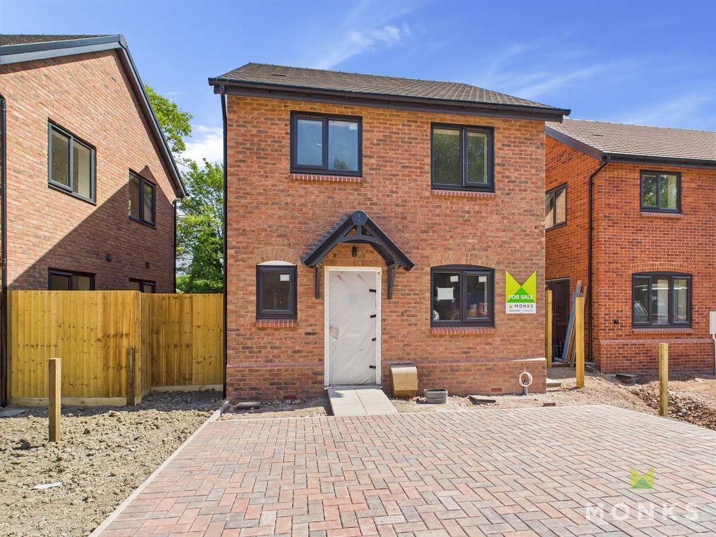 Property photo 1 of 15 Malvern Detached 29.Jpg