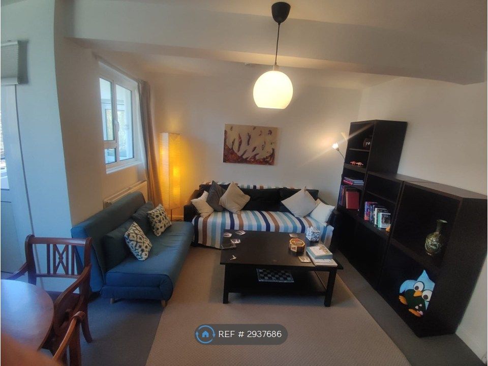 Property photo 3 of 11 Sallon