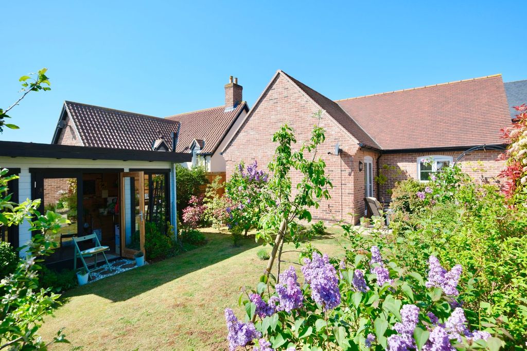Property photo 3 of 18