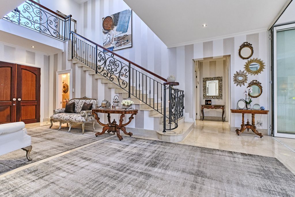 Property photo 3 of 25