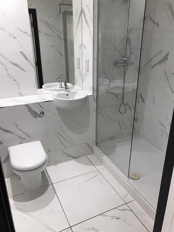 Property photo 3 of 6 Bathroom