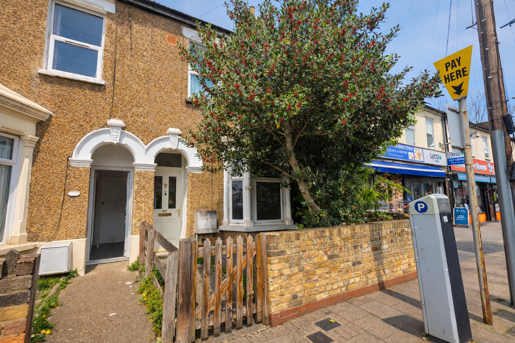 Property photo 1 of 13 Front