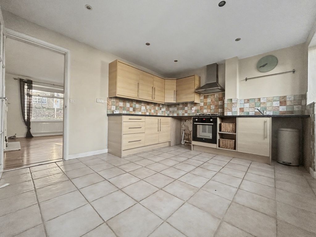 Property photo 3 of 8 Img2405