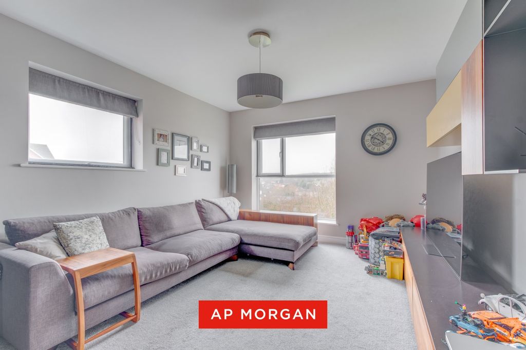 Property photo 3 of 10 Picture No. 07