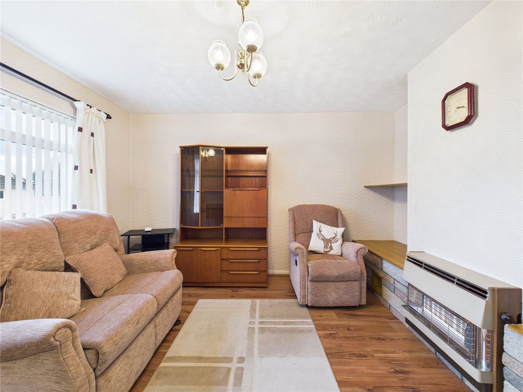 Property photo 3 of 18 Picture No. 23