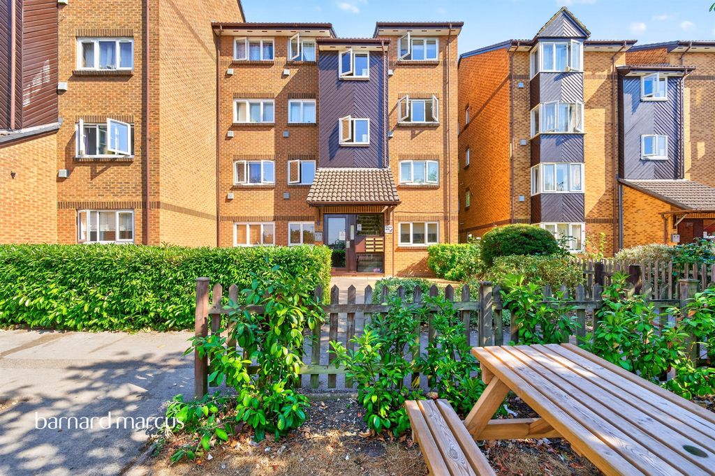 Property photo 1 of 10