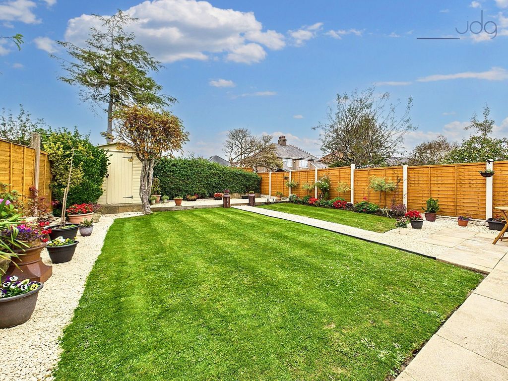 Property photo 2 of 16 Back Garden