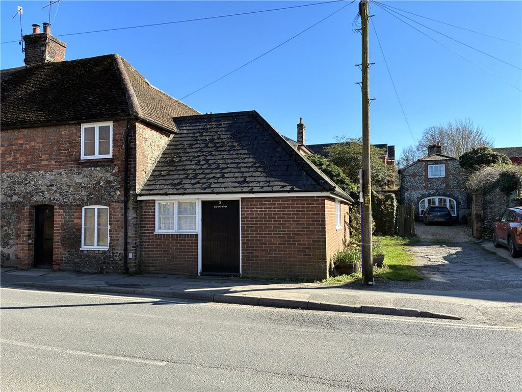 Property photo 1 of 10 Front Elevation