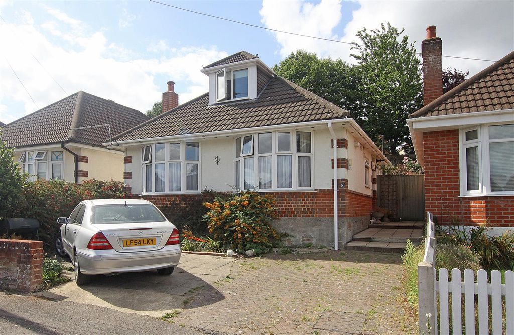 Property photo 1 of 15 Front.Jpg