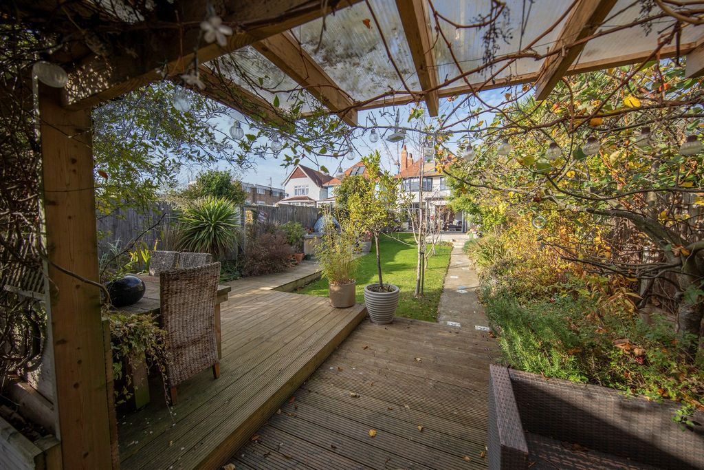 Additional image 26 of 4 bed detached house for saleFronks Road, Harwich CO12