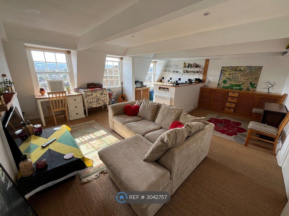 Property photo 2 of 15 Full Of Natural Light With Beautiful Views