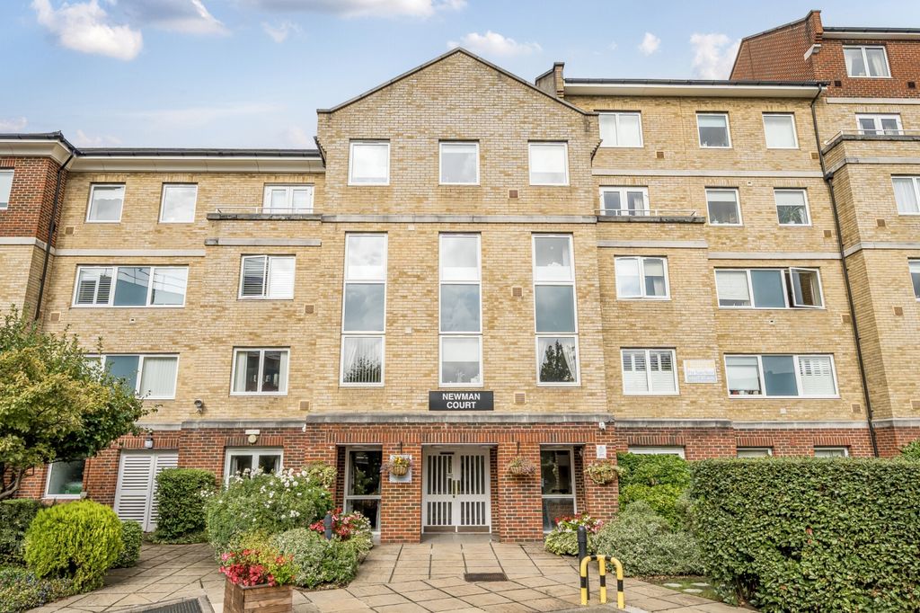 Property photo 1 of 22 External