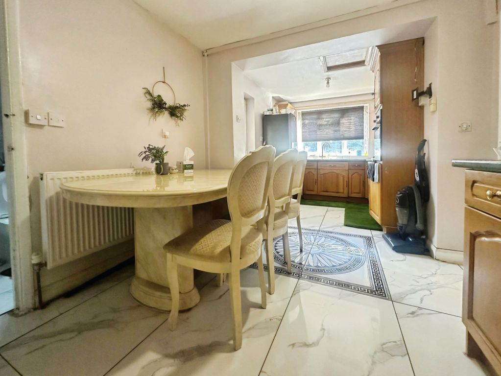Property photo 2 of 9 Pbox-Img.Jpg