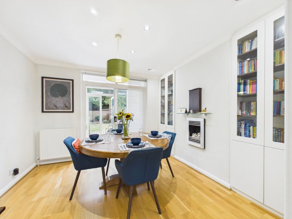 Property photo 3 of 19 Dining Room