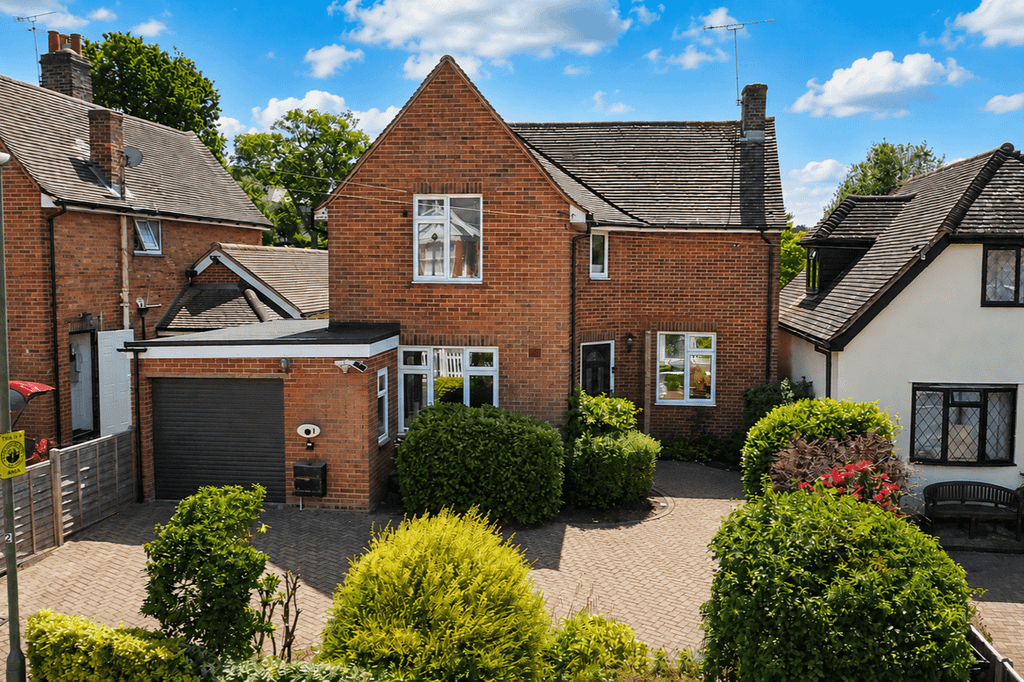 Property photo 1 of 31