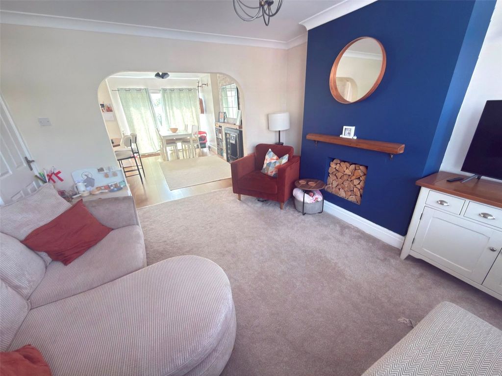 Property photo 3 of 17 Picture No. 14