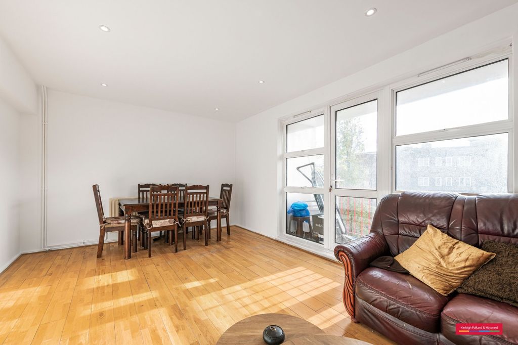 Property photo 1 of 12 Picture No. 04