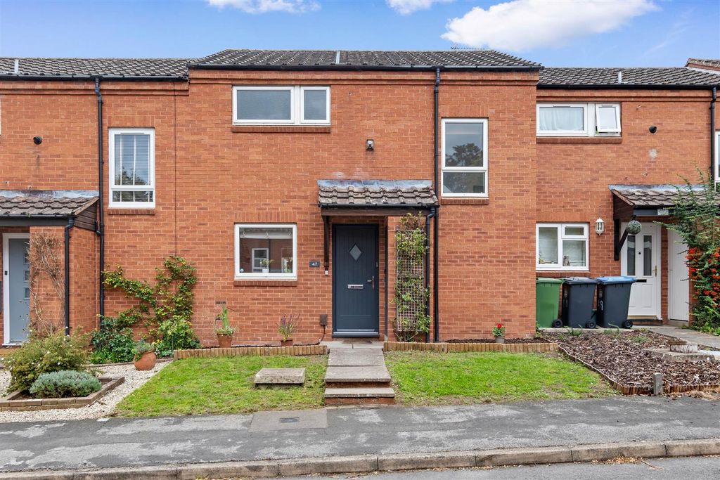 Property photo 1 of 12
