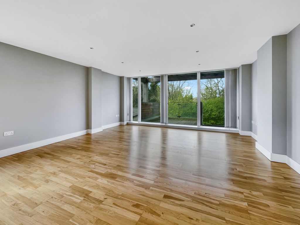 Property photo 2 of 17 d5Dbe3A00B43De93A37886B6F77Ca719Bf148d7F