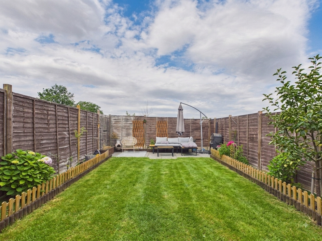 Property photo 1 of 9 Garden.Png