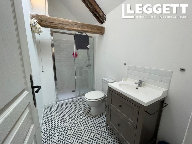 Property photo 3 of 10
