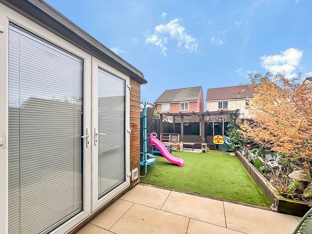 Property photo 2 of 12