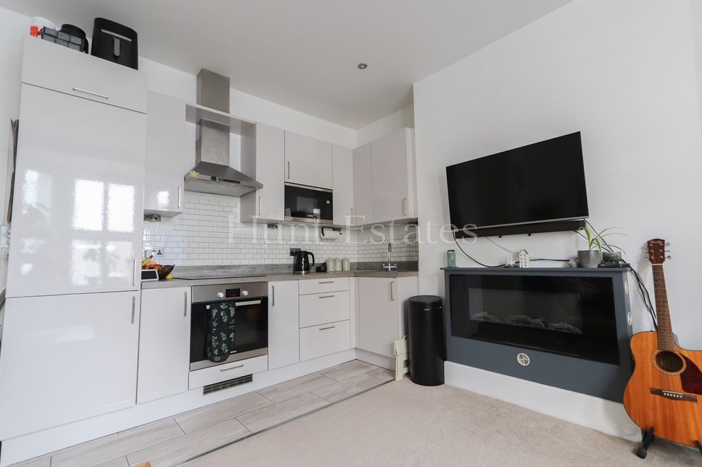 Property photo 3 of 12 Not Specified