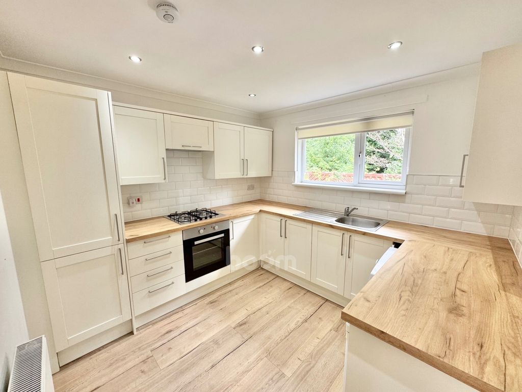 Property photo 2 of 20 Img_1099