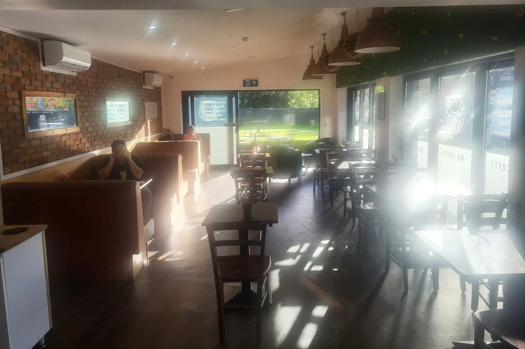 Property photo 3 of 6