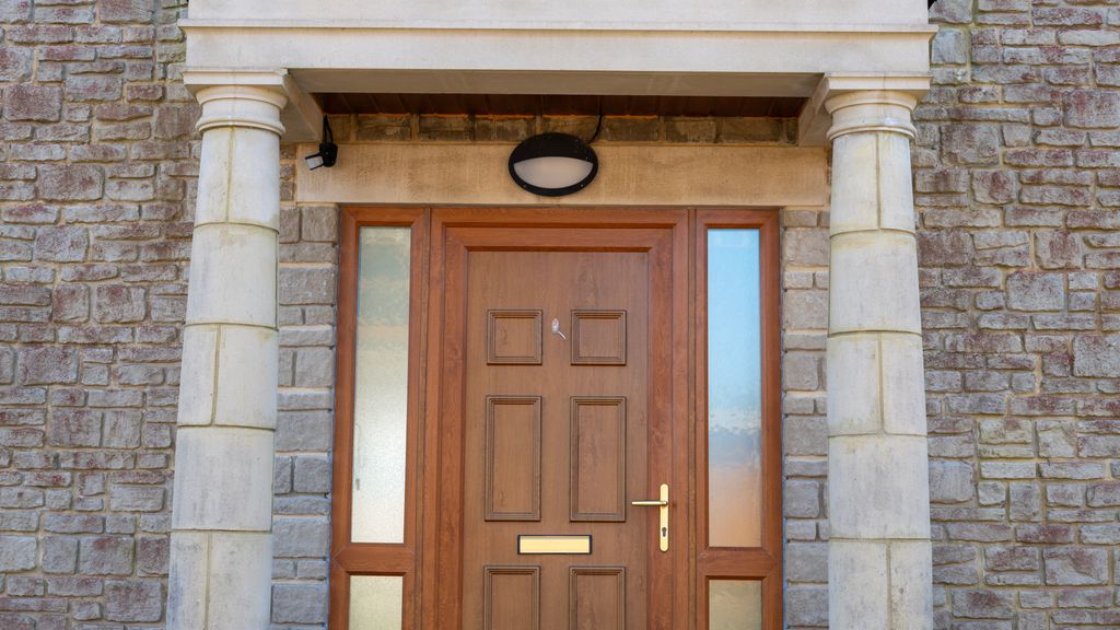 Property photo 3 of 70