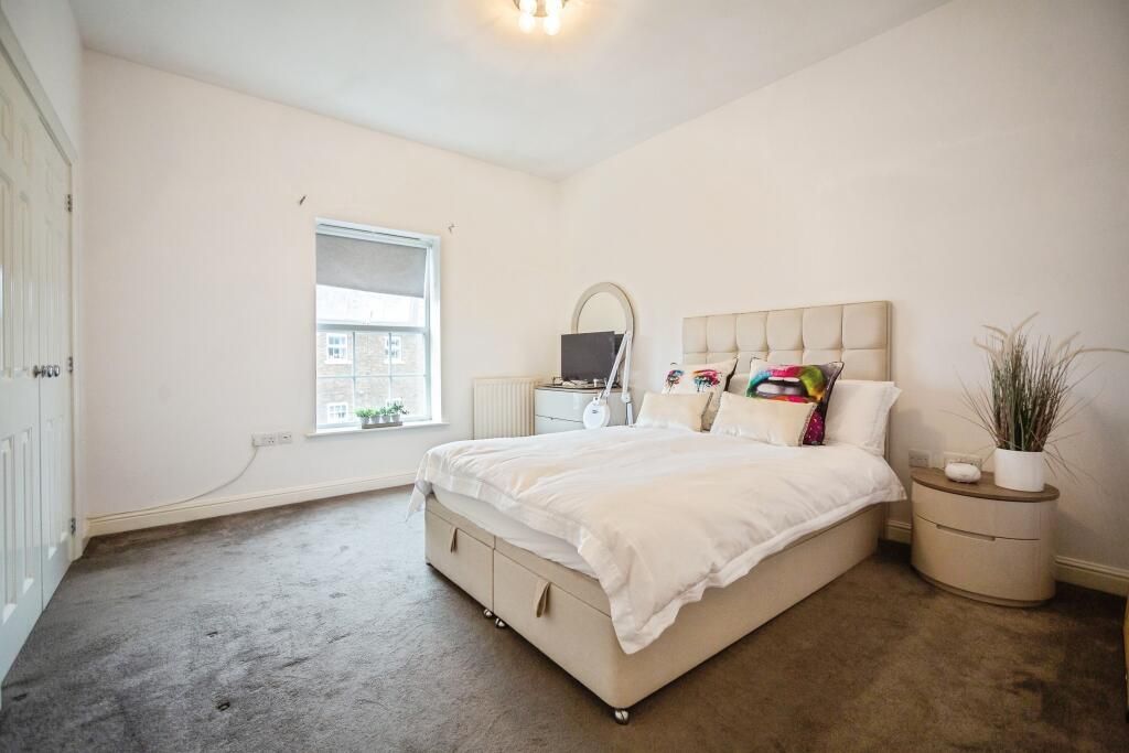 Additional image 20 of 3 bed flat for saleLiverymen Walk, Greenhithe DA9
