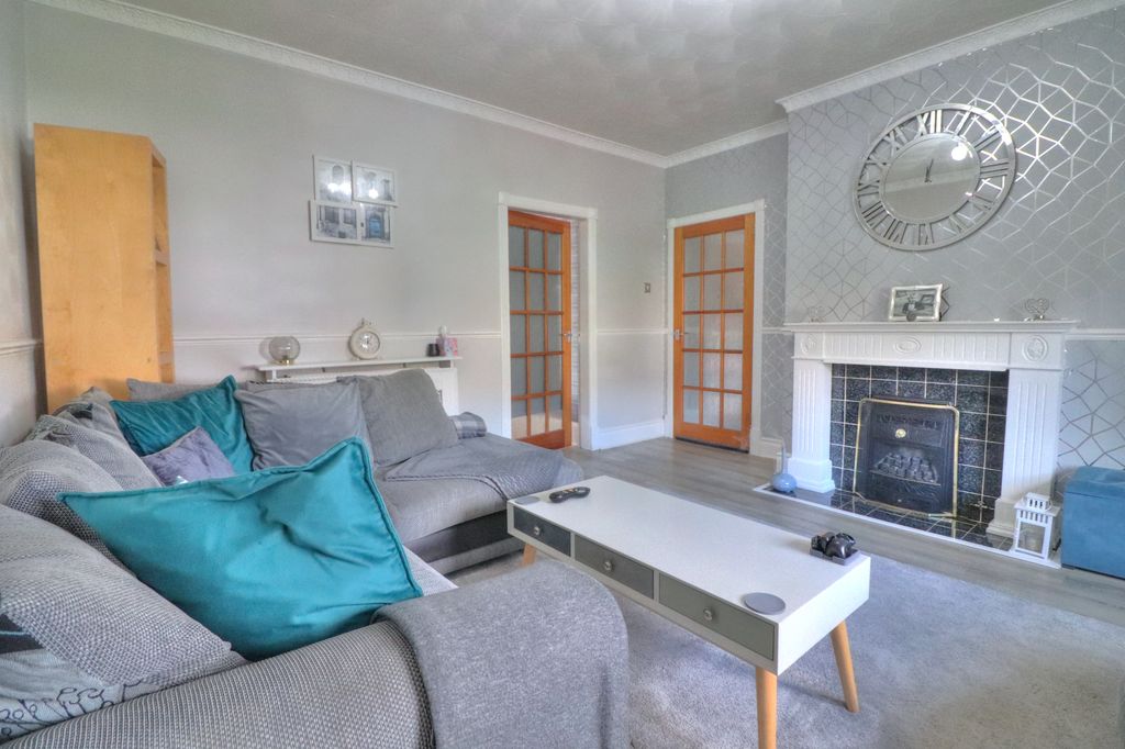 Property photo 2 of 10 Img_8419_20_21