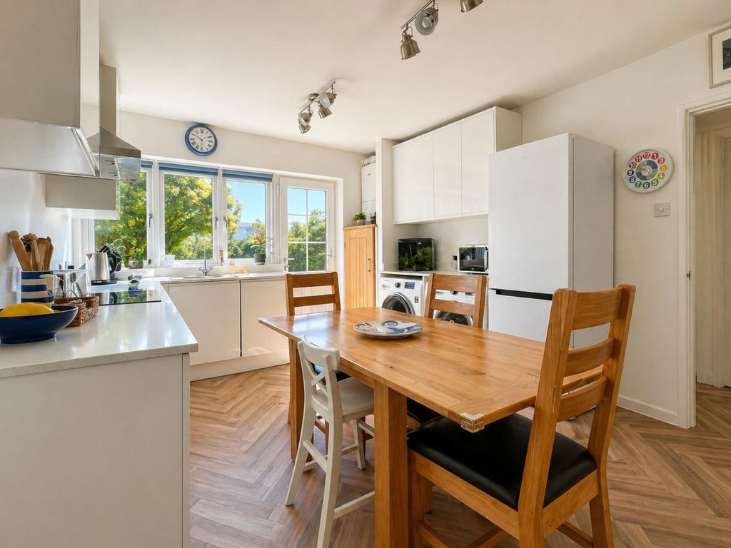 Property photo 2 of 17 26 Howmead - Kitchen..Jpeg