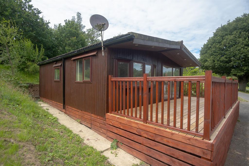 Property photo 1 of 12 Untitled-2-23.Jpg