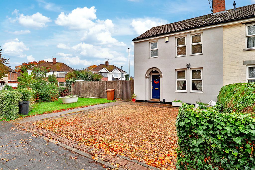 Property photo 1 of 9