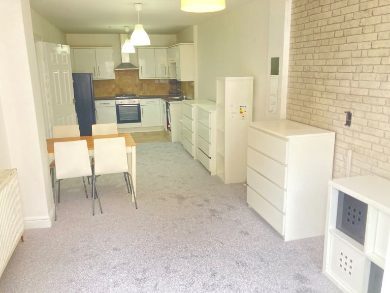 Property photo 3 of 14